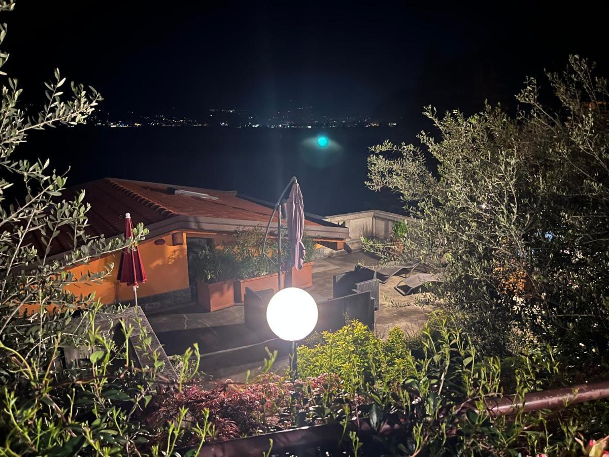 Suitecastlelakeview 3 Белано Екстериор снимка